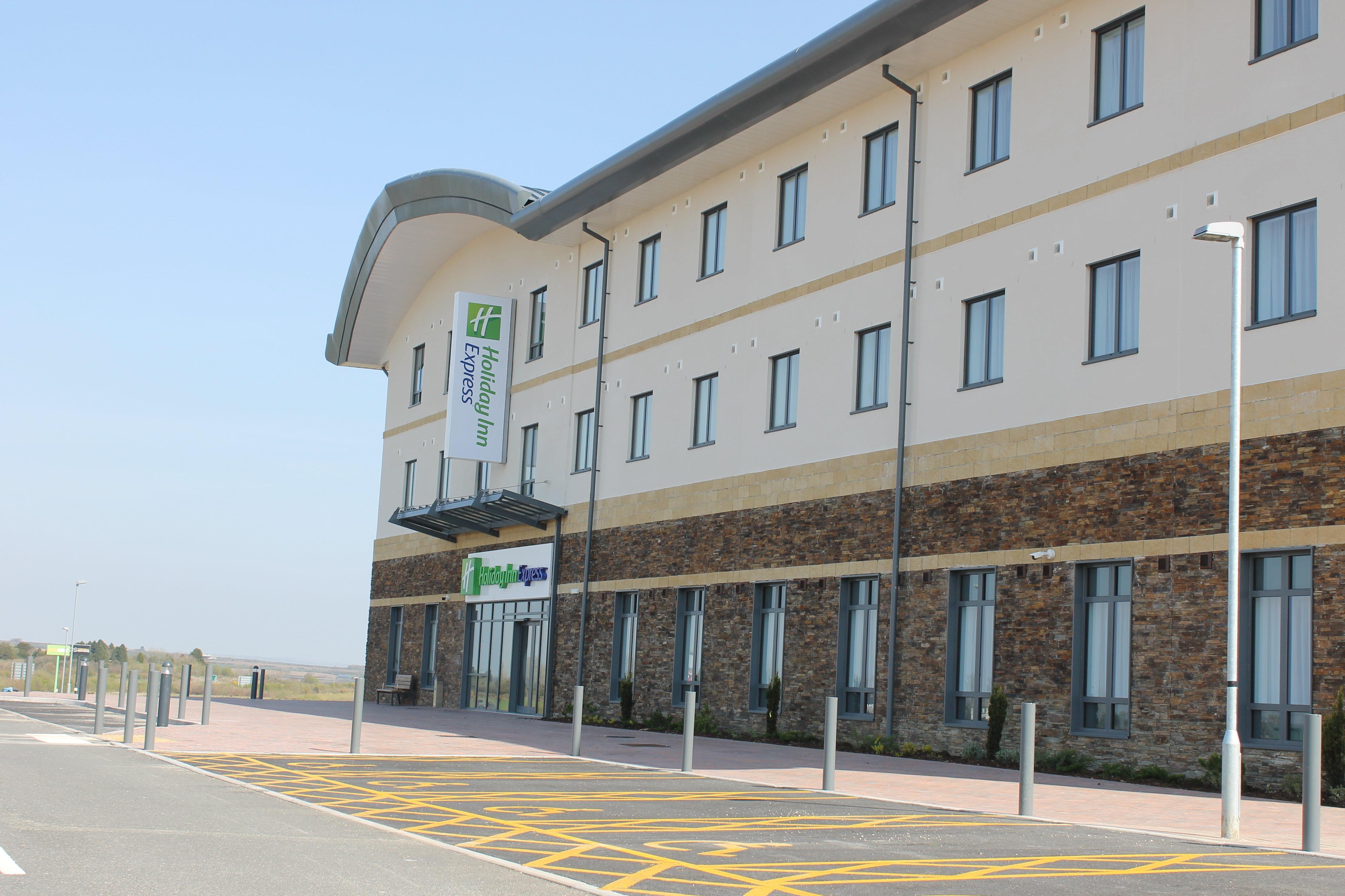 Holiday Inn Express - Bodmin - Victoria Junction By Ihg Exterior photo