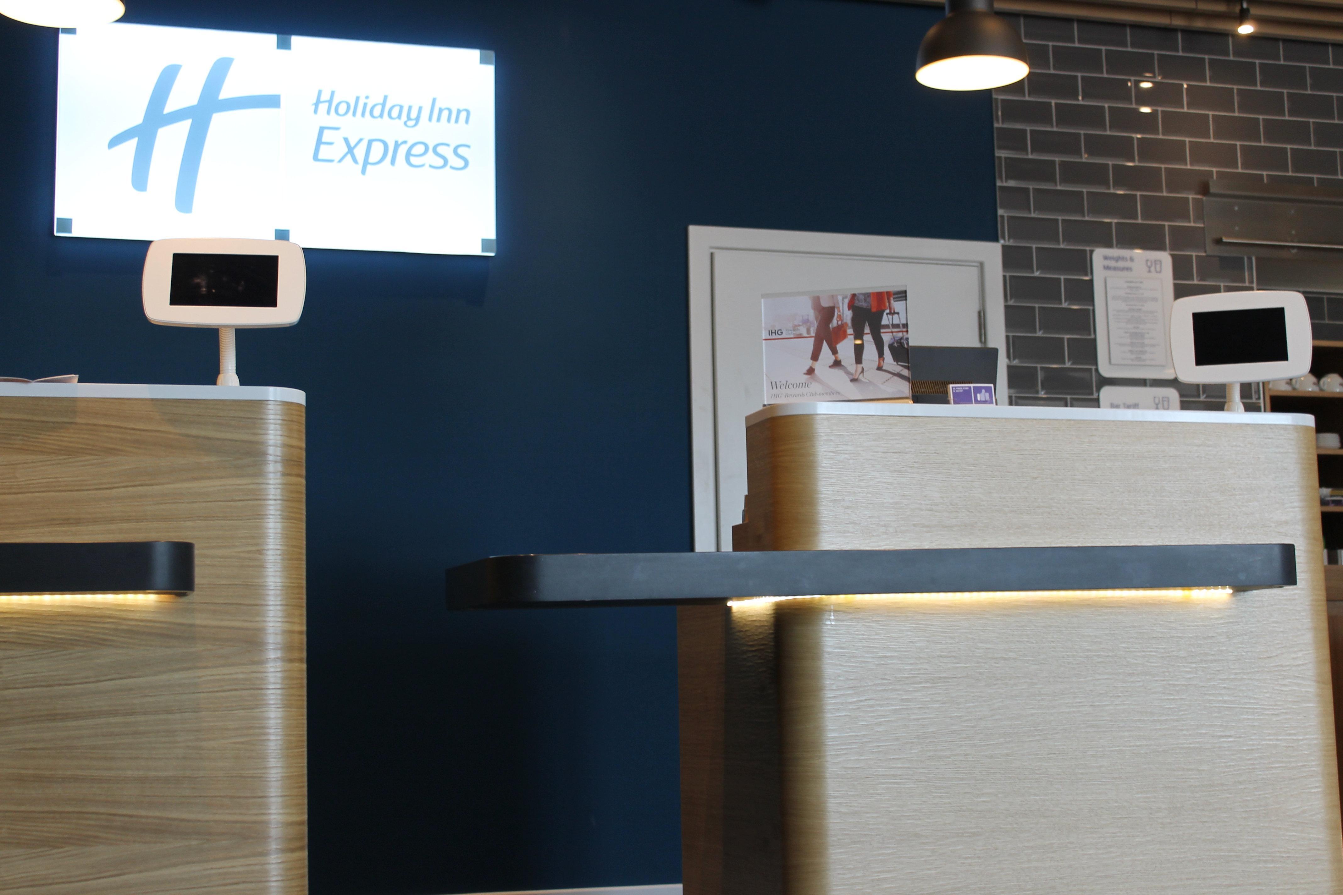 Holiday Inn Express - Bodmin - Victoria Junction By Ihg Exterior photo
