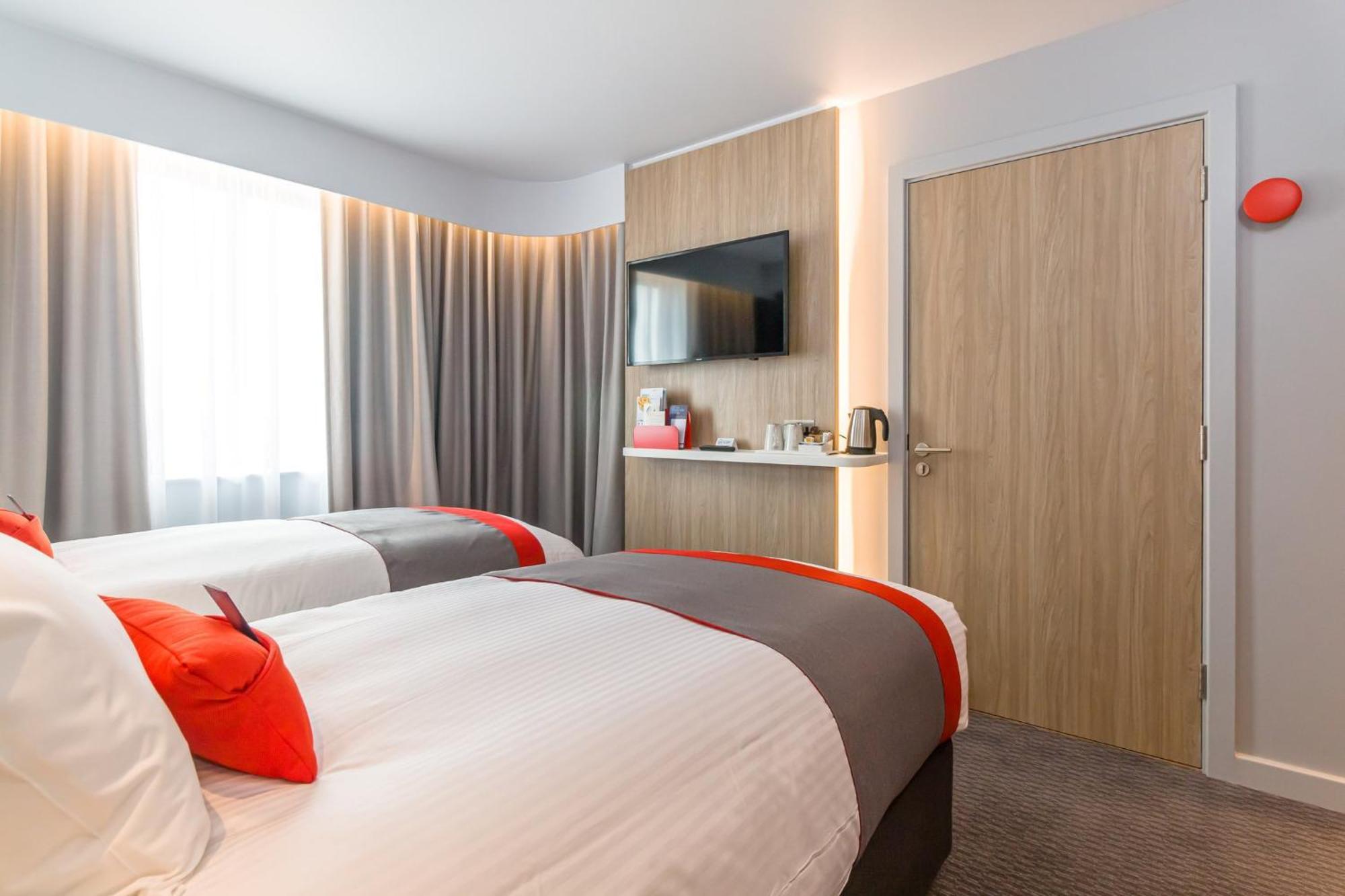 Holiday Inn Express - Bodmin - Victoria Junction By Ihg Exterior photo